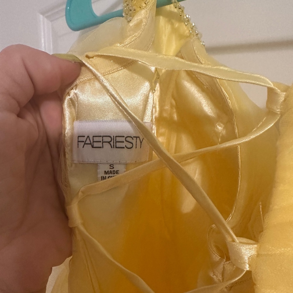 Elegant Yellow Prom Dress - Picture 5 of 6